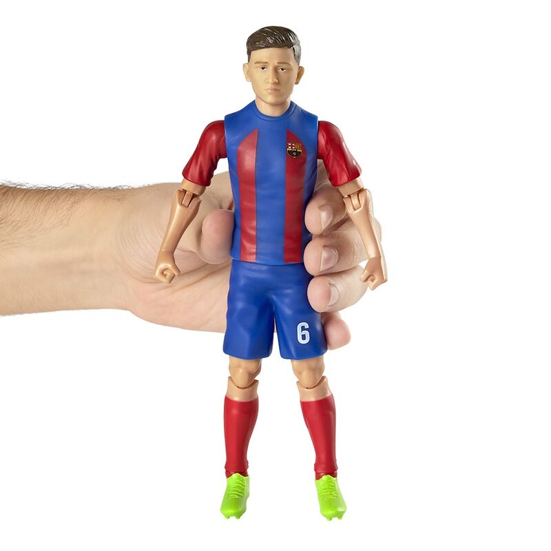 Figura articulada de Gavi con la equipación del FC Barcelona y un balón - 4