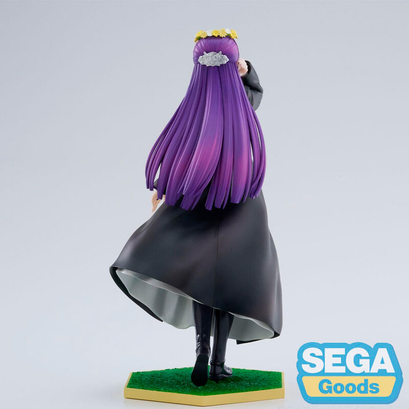 Figura de Fern de Frieren con corona de flores, vestido gris y negro y base verde - 3