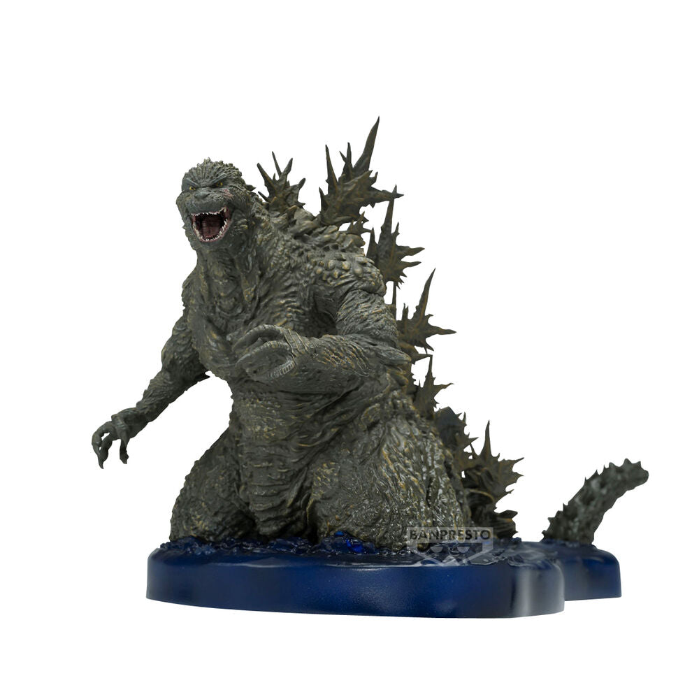Figura de Godzilla Minus One de BANPRESTO sobre base azul oscuro