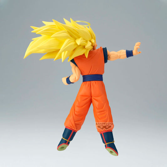 Figura Banpresto de Son Goku SSJ3 con halo y uniforme naranja - 3
