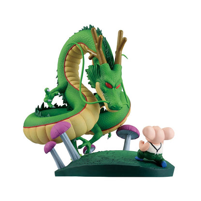 Figura Ichibansho de Oolong junto a Shenron de Dragon Ball