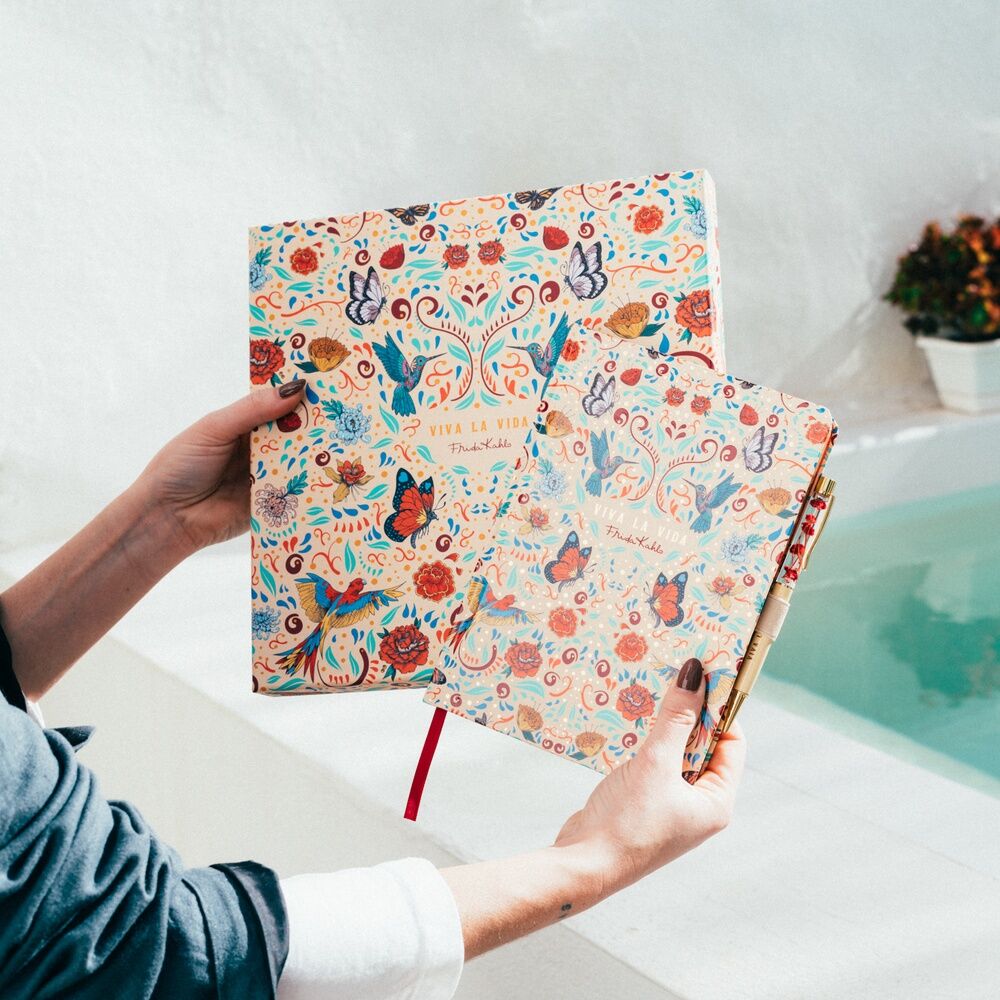 Set de cuaderno A5 y bolígrafo Frida Kahlo ERIK en caja de regalo - 5