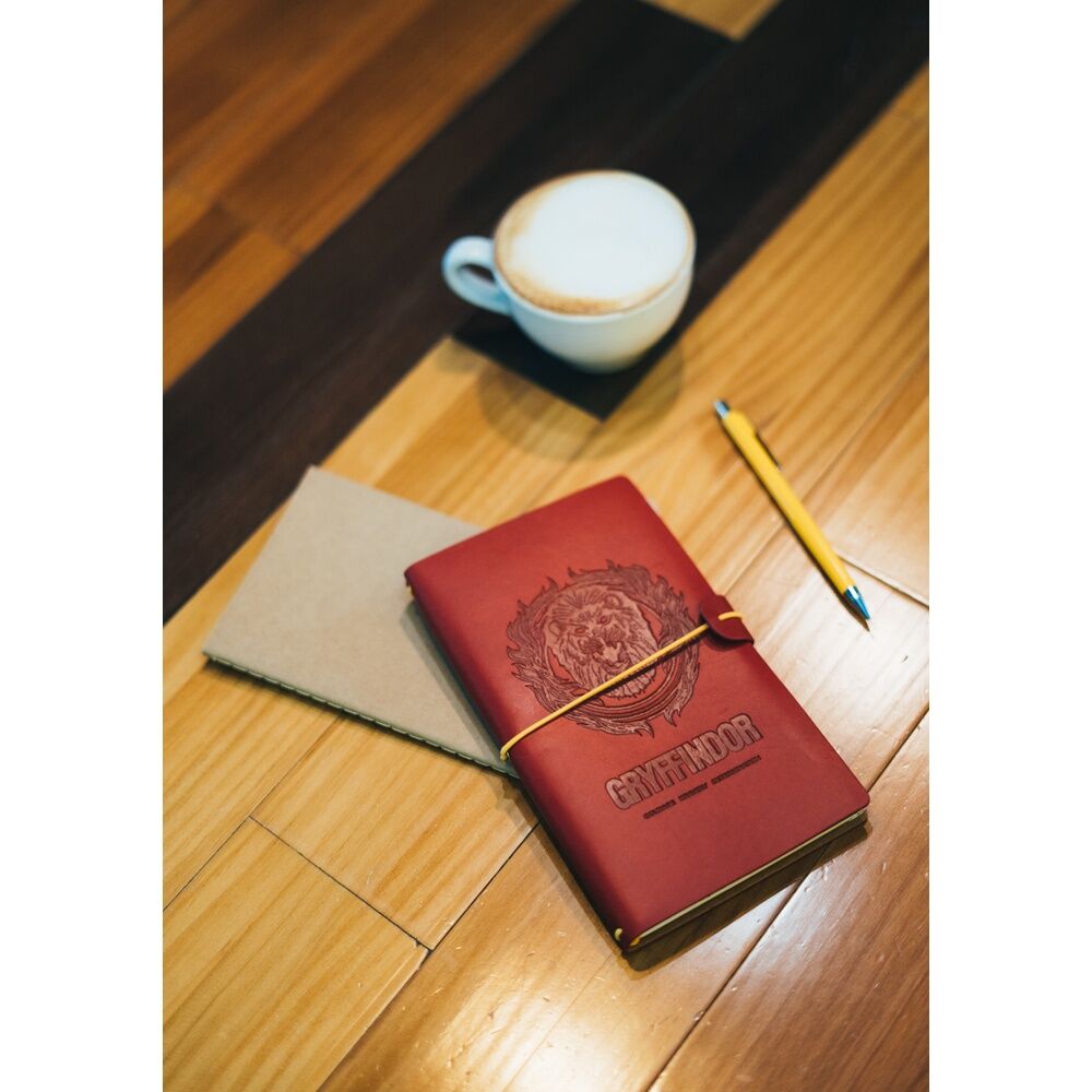 Cuaderno de viaje rojo de Gryffindor Harry Potter con león y banda elástica - 6