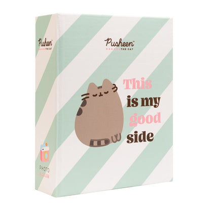 Álbum de fotos Pusheen con rayas verde menta y mensaje en portada
