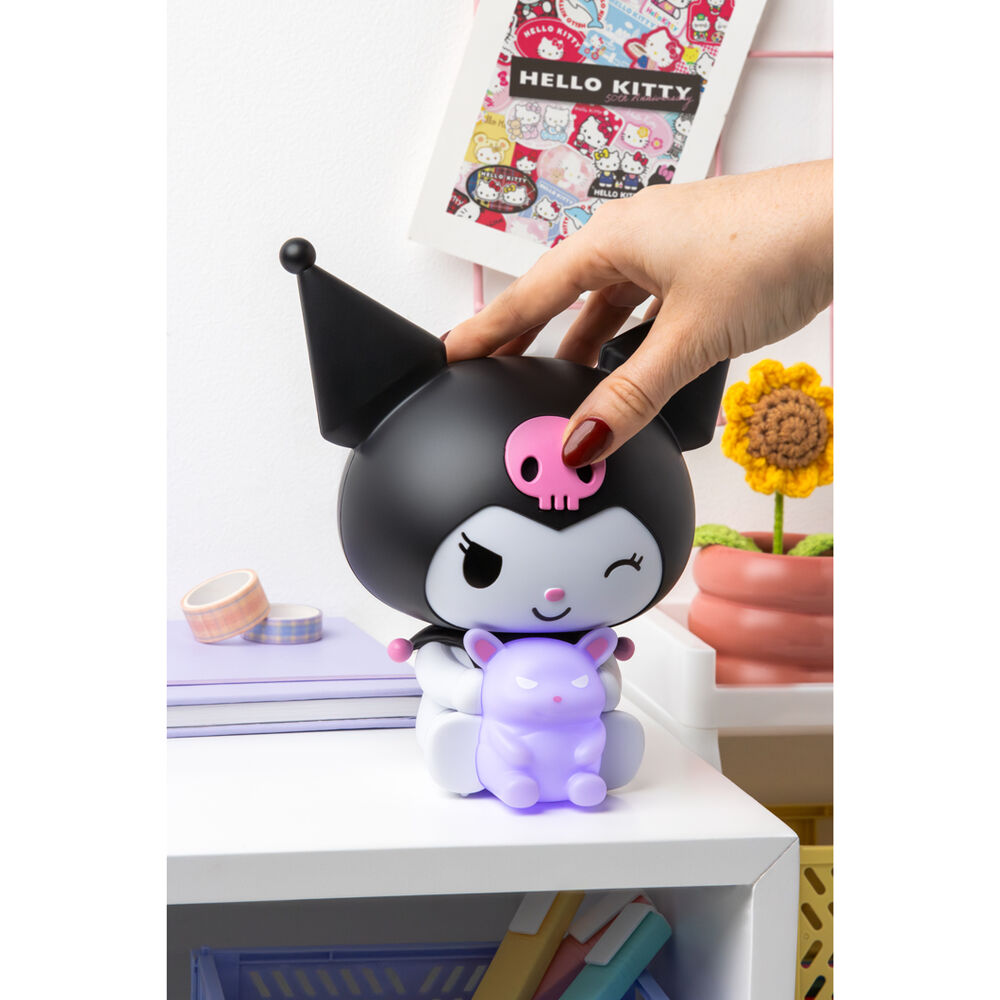Lámpara decorativa de Kuromi con un personaje morado - 6