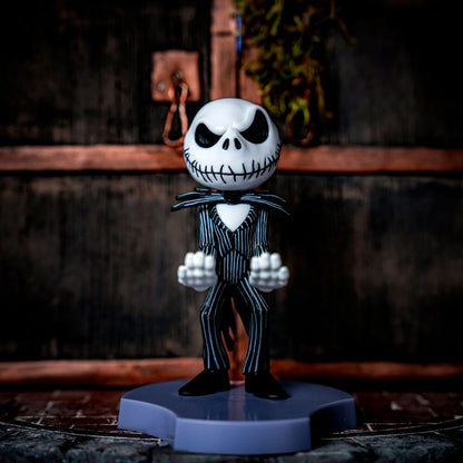 Mini Cable Guy de Jack Skellington con traje de rayas y base morada - 8