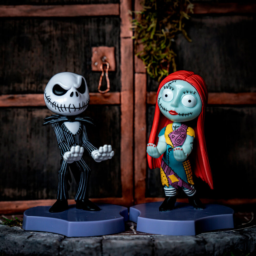 Mini Cable Guy de Jack Skellington con traje de rayas y base morada - 12