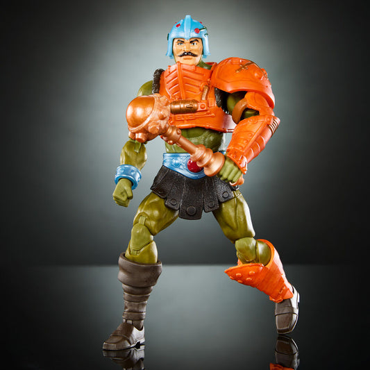 Figura articulada Man-At-Arms New Eternia con armadura y accesorios - 5