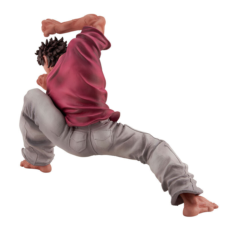Figura Banpresto de Baki Hanma en postura de combate con ropa roja y pantalón blanco - 4