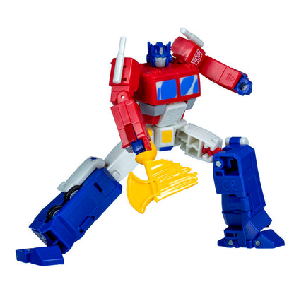 Figura Optimus Prime Transformers en modo robot con hacha de energón