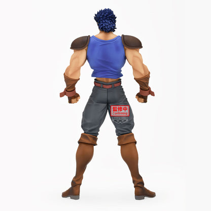 Figura Mometria de Jonathan Joestar con camiseta azul y pantalones grises - 3