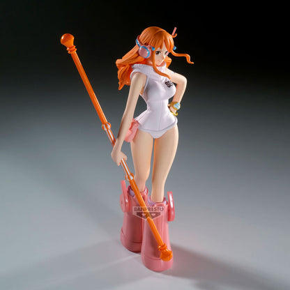 Figura de Nami de One Piece The Shukko con bastón naranja - 4