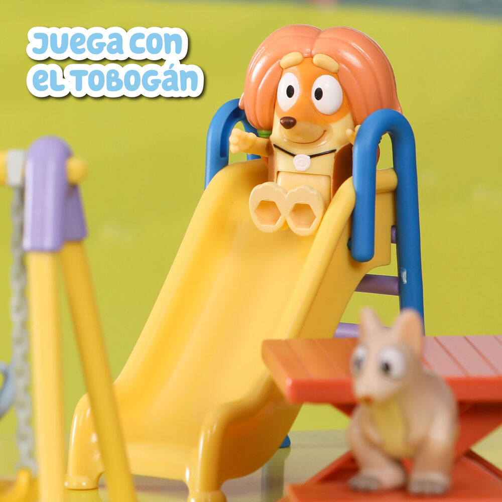 Playset Bluey de FAMOSA con figuras, columpio, tobogán y balancín - 6