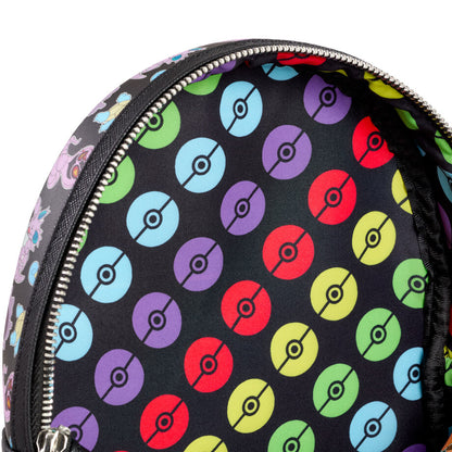 Mochila Pokémon Loungefly negra con estampado multicolor de personajes - 4