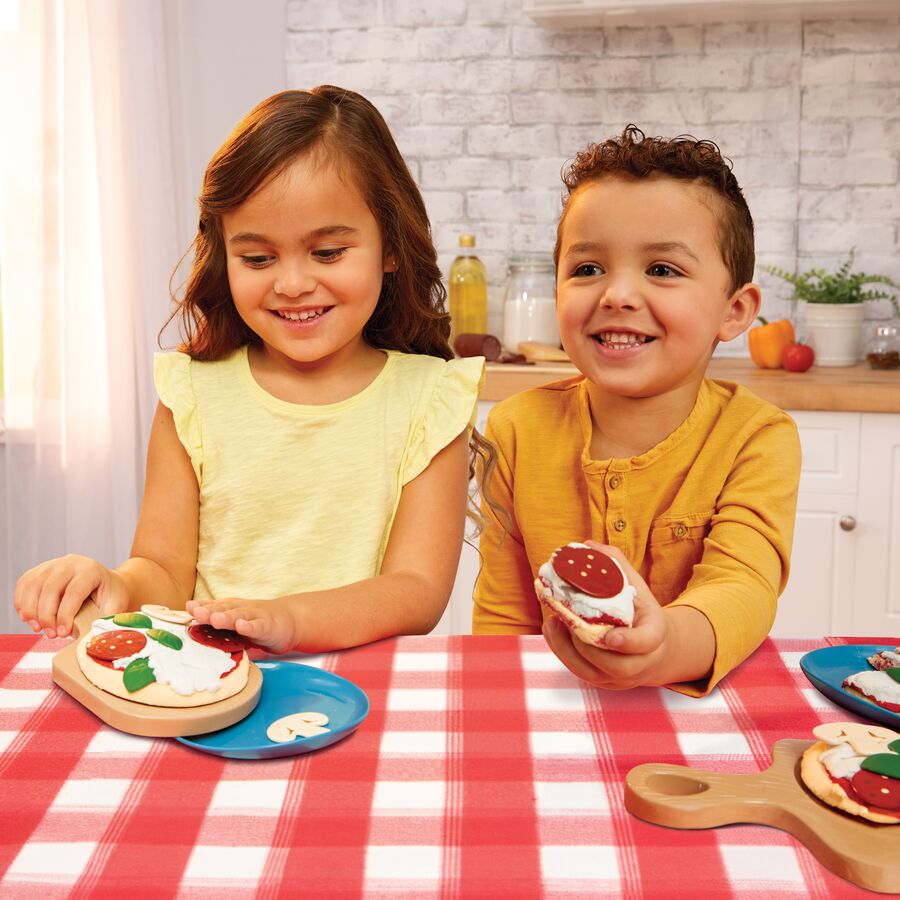 Kit Pizza Creative Chefs LITTLE TIKES con horno y accesorios - 10