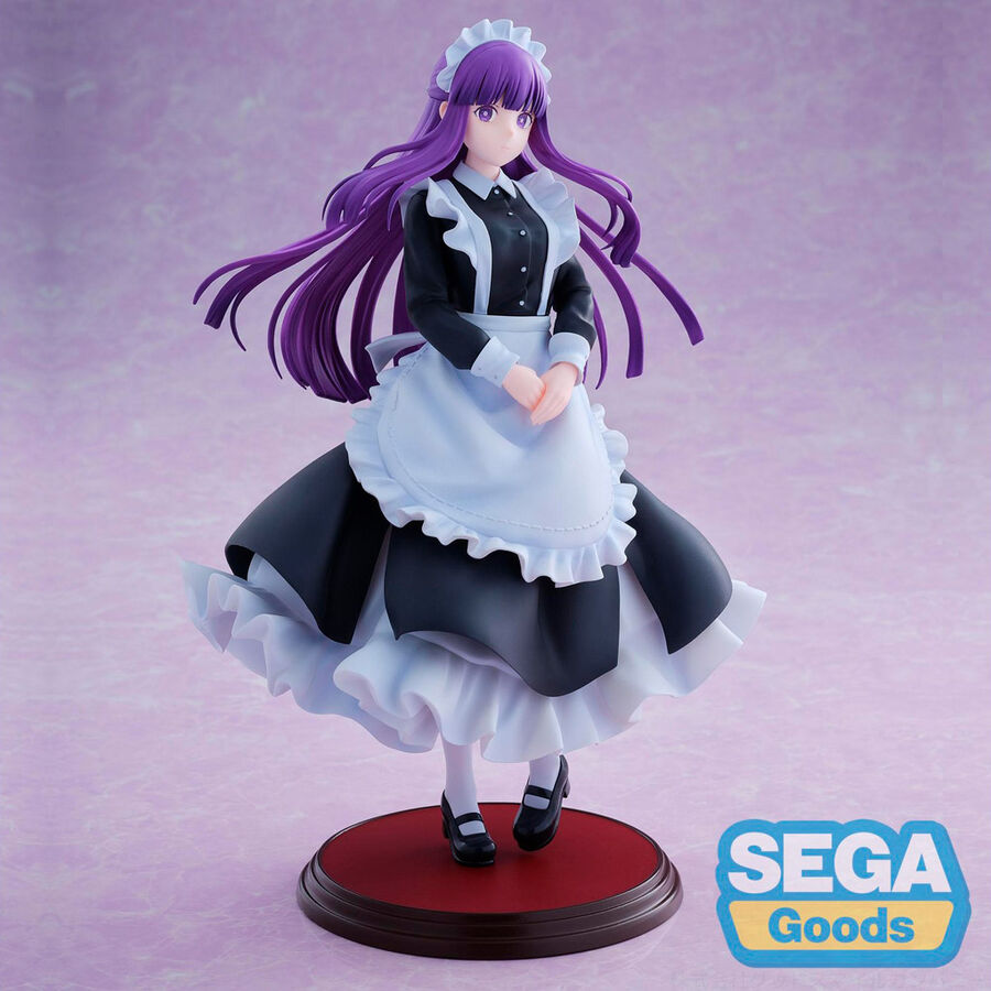 Figura de Fern con uniforme de doncella y base