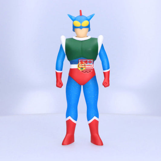Figura Banpresto de Action Kamen de Crayon Shin-chan con traje azul, verde y rojo - 2