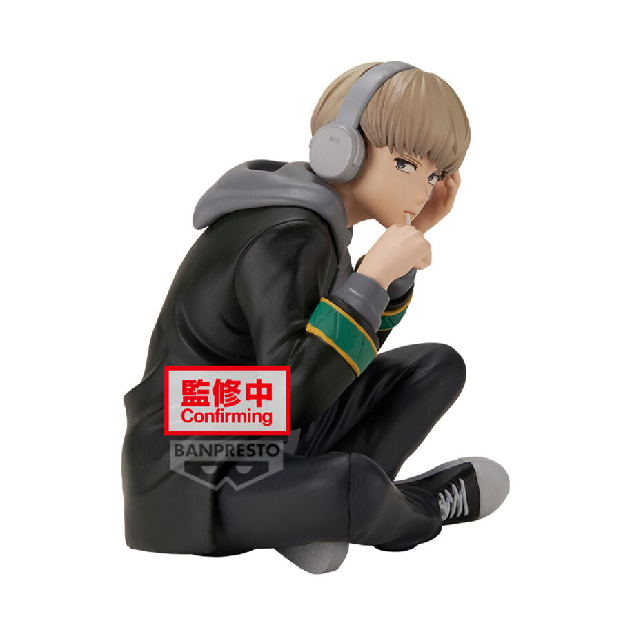 Figura de Kaji Ren de Wind Breaker sentado con auriculares - 3