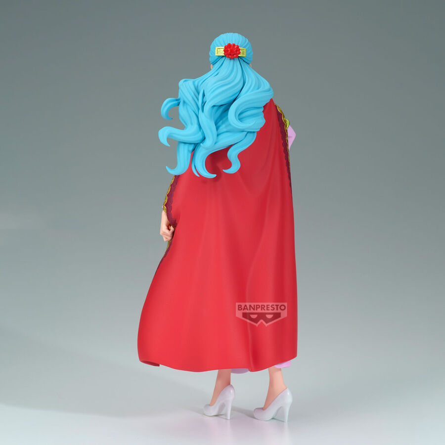 Figura de Nefeltari Vivi de One Piece con vestido rosa y capa roja - 4