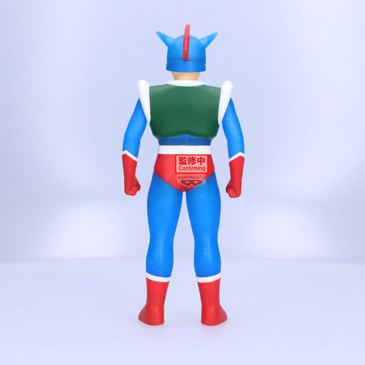 Figura Banpresto de Action Kamen de Crayon Shin-chan con traje azul, verde y rojo - 5