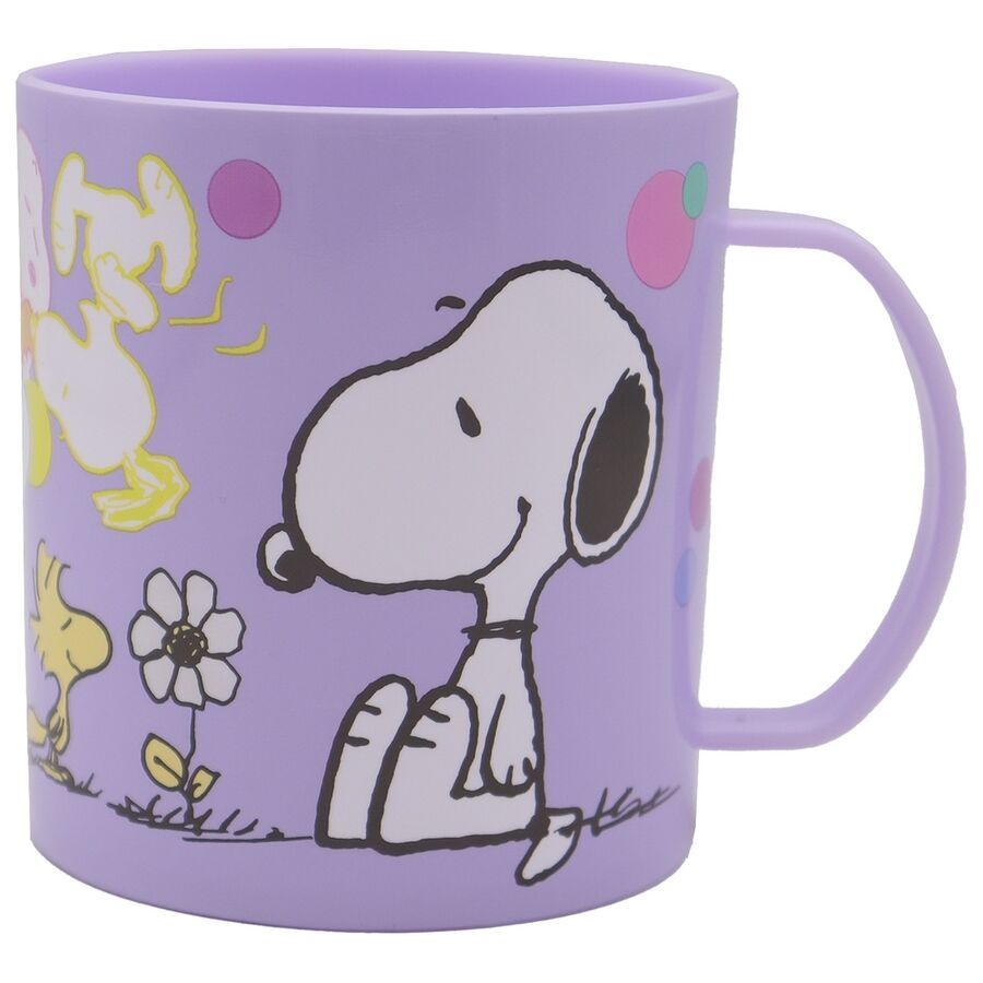 Taza lila de plástico con ilustración de Snoopy y flores