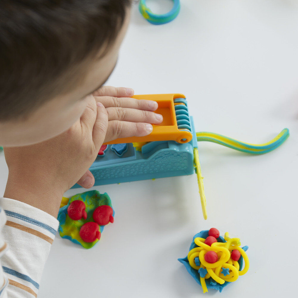Fábrica de Diversión Play-Doh con moldes y plastilina - 5