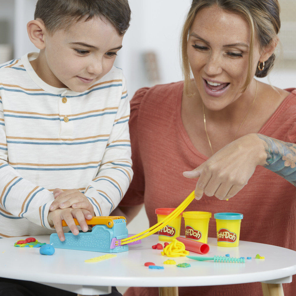 Fábrica de Diversión Play-Doh con moldes y plastilina - 6