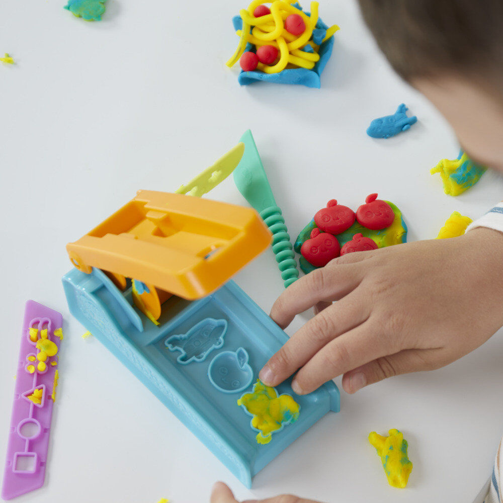 Fábrica de Diversión Play-Doh con moldes y plastilina - 9