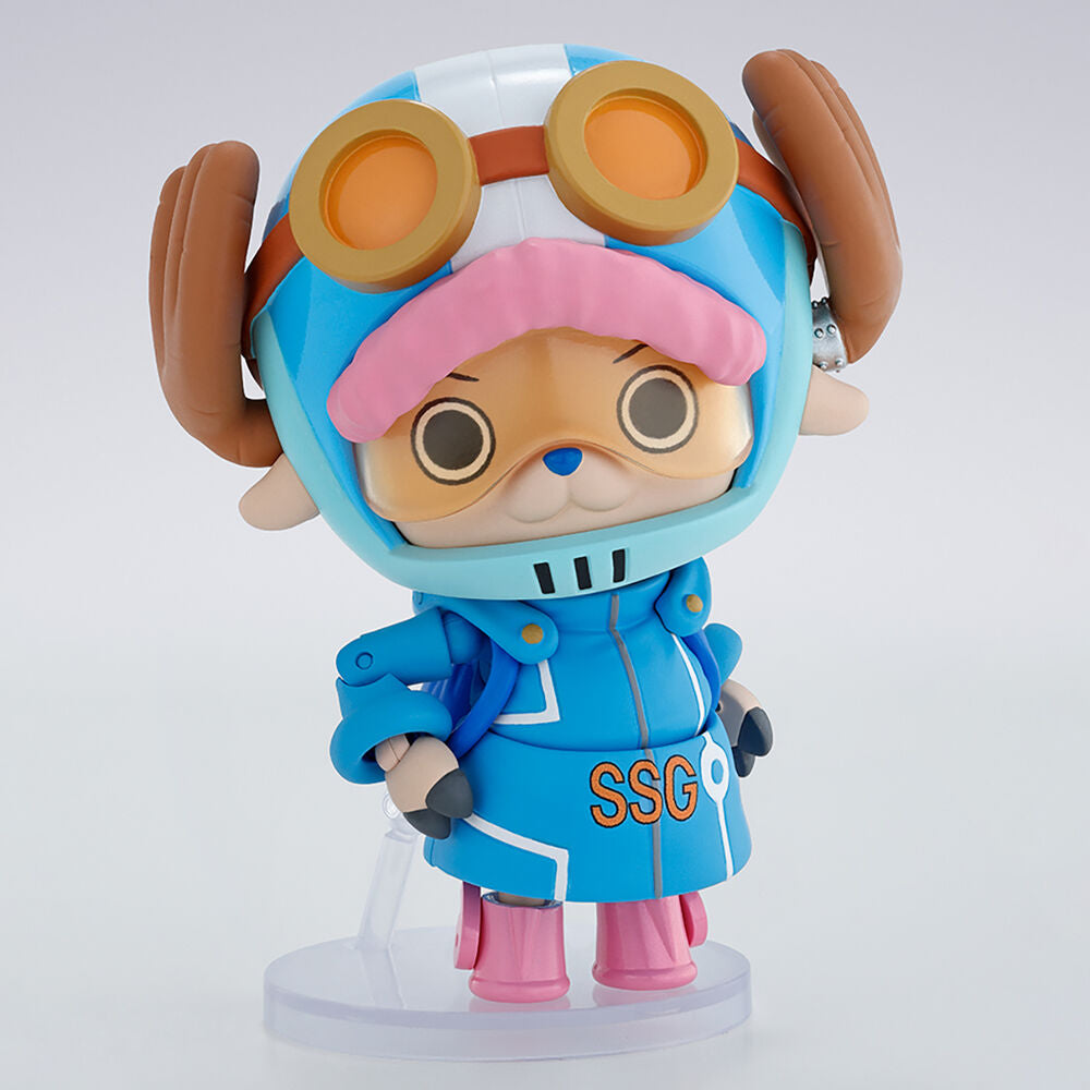 Figura articulada de Tony Tony Chopper de One Piece con traje azul y casco futurista