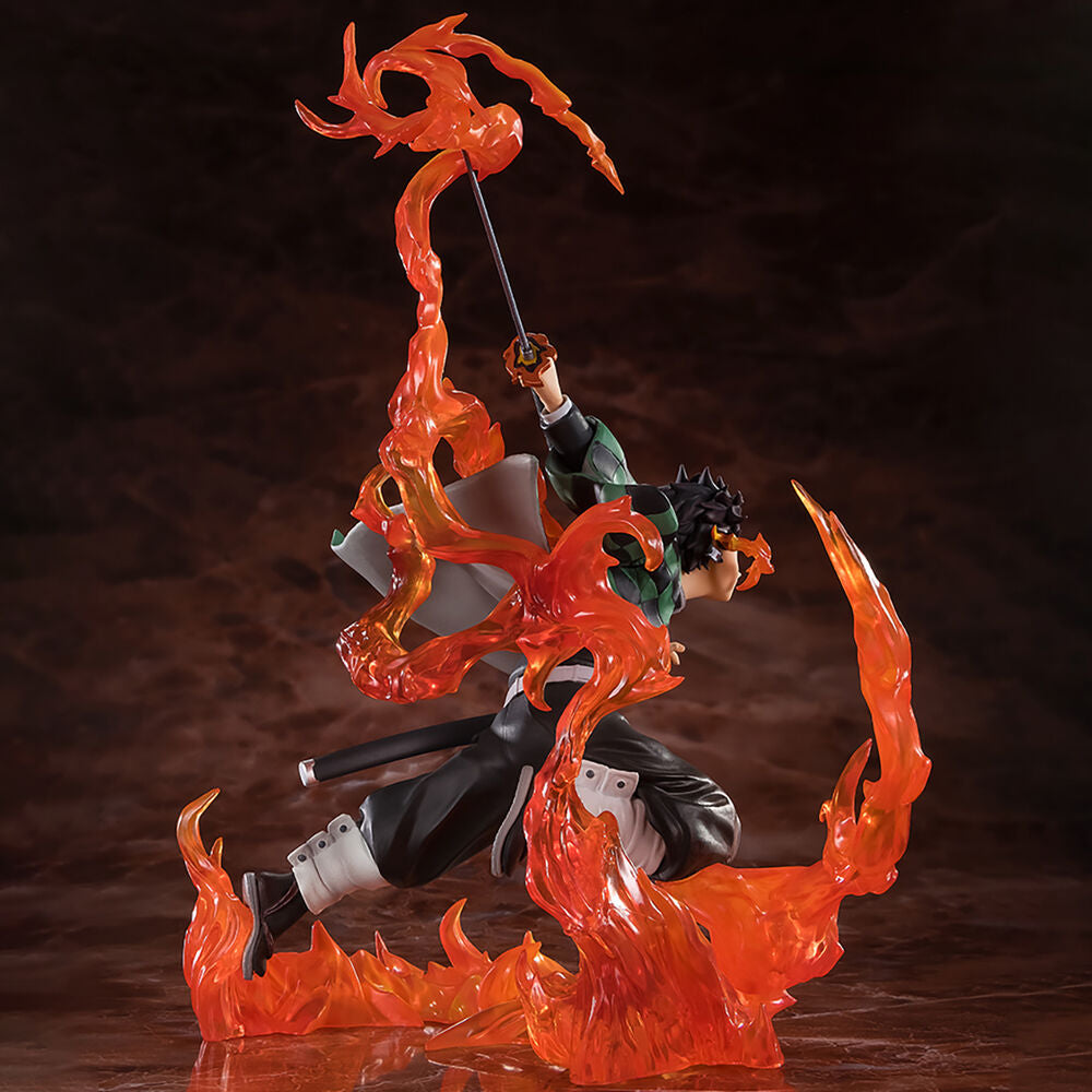 Figura de Tanjiro Kamado con efectos de fuego de Demon Slayer - 2