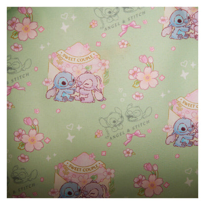 Mochila Disney Loungefly de Stitch y Angel con flores rosas - 7