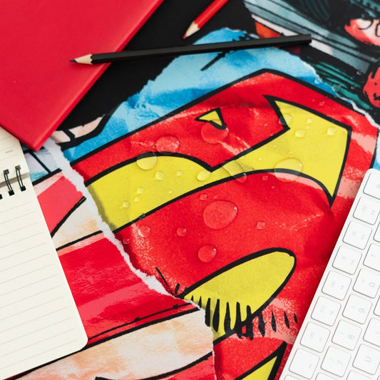 Alfombrilla gaming de Superman DC Comics con emblema central - 5