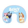 Cojín de viaje Bluey con forma de U y personajes de la serie