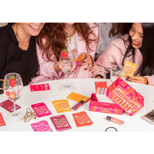 Caja del juego de cartas Amigas Mix Vol. 1 de HELLOFUN! - 5