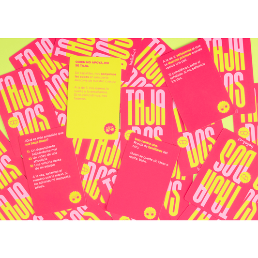 Caja del juego de cartas Tajados de HELLOFUN! para parejas - 2