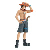 Figura de Portgas D. Ace de One Piece con sombrero naranja