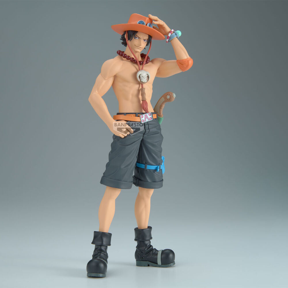 Figura de Portgas D. Ace de One Piece con sombrero naranja - 2