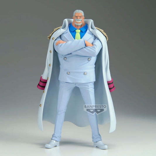 Figura de Monkey D. Garp de One Piece con capa y brazos cruzados - 3