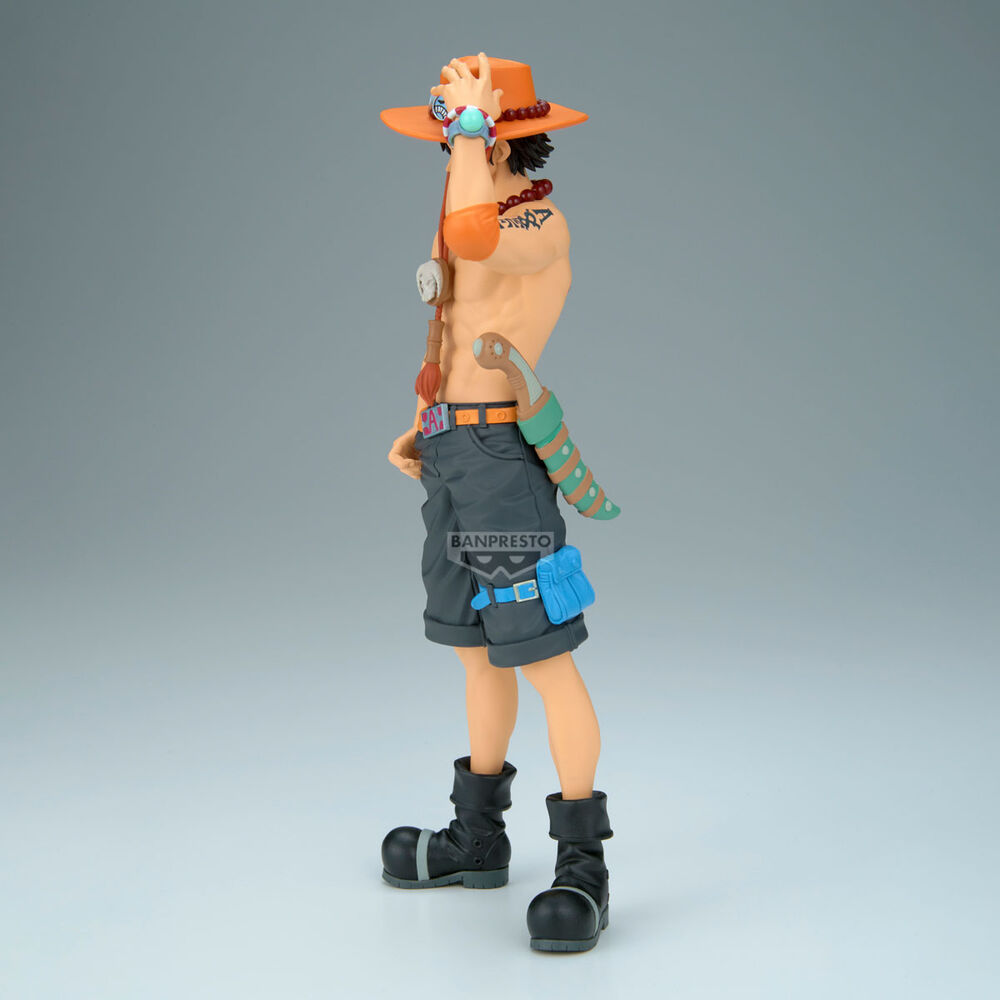 Figura de Portgas D. Ace de One Piece con sombrero naranja - 4