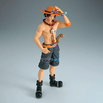 Figura de Portgas D. Ace de One Piece con sombrero naranja - 5