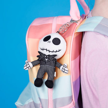 Llavero de peluche 3D de Jack Skellington con traje de rayas - 4