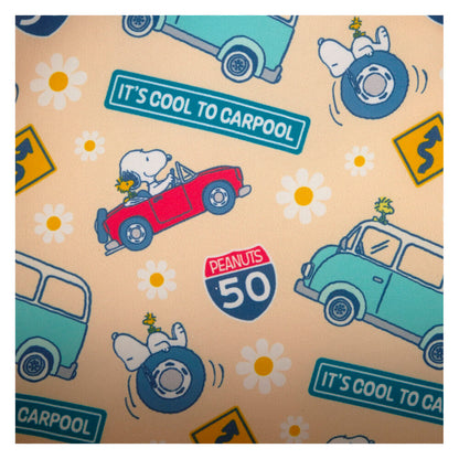 Mochila Loungefly de Snoopy y Woodstock en coche rojo - 6