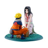 Figura Ichibansho de Naruto Uzumaki y Haku sobre una base turquesa