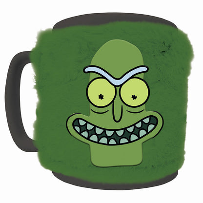 Taza Pickle Rick verde con funda de peluche