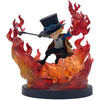 Figura de Sabo de One Piece con efecto de llamas