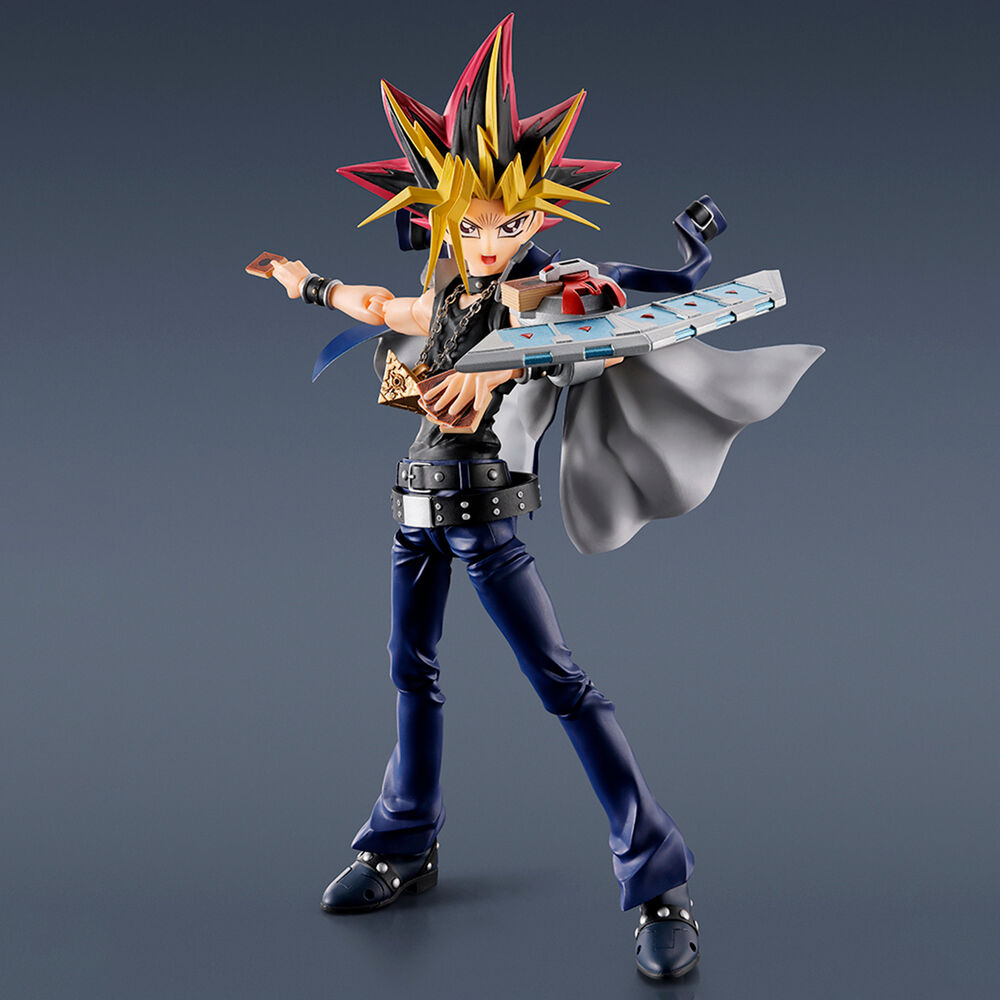 Figura articulada S.H.Figuarts de Yami Yugi con Disco de Duelo