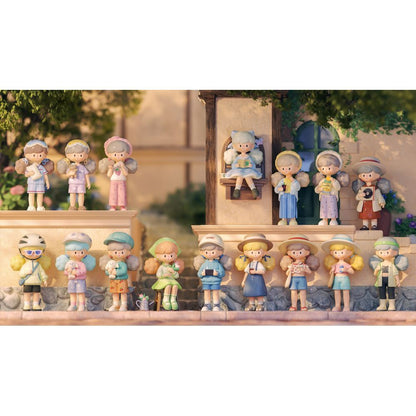 Figuras Minor Holiday Molinta de FINDING UNICORN con vestuario pastel