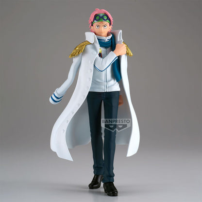 Figura de Koby de One Piece con abrigo blanco y gafas verdes - 2