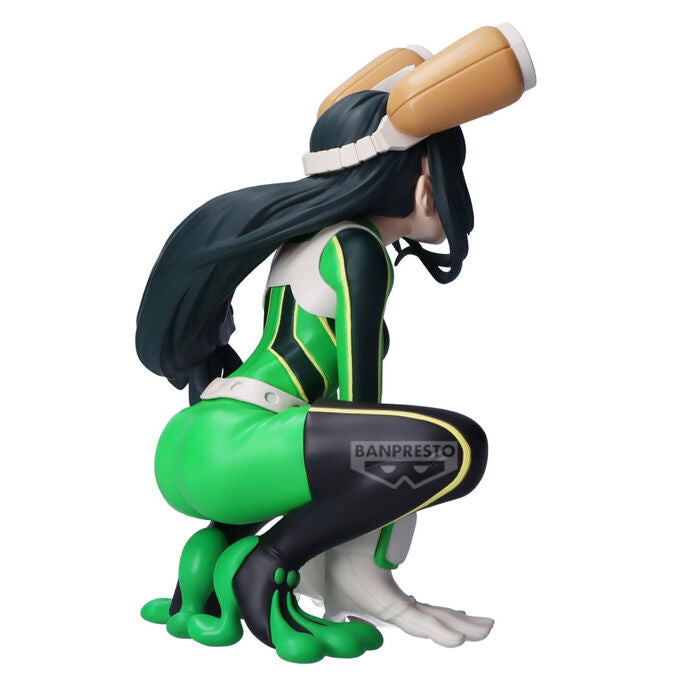 Figura de Tsuyu Asui de My Hero Academia en pose agachada - 2