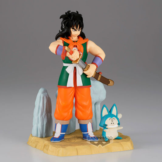 Figura de Yamcha de Dragon Ball con espada sobre una base escénica - 3